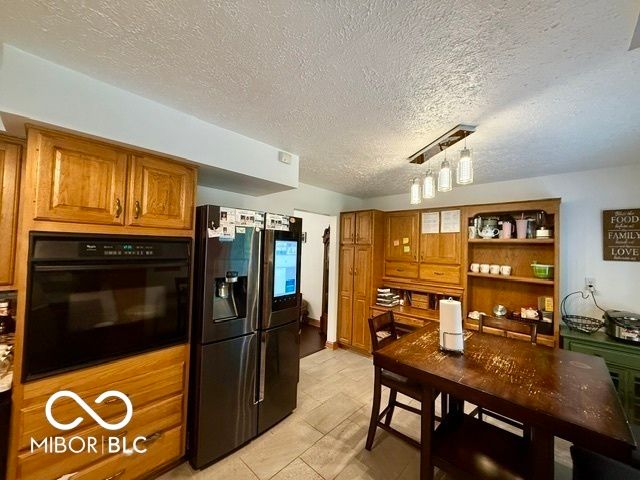 888 Briarwood Drive, Greenwood, IN 46142