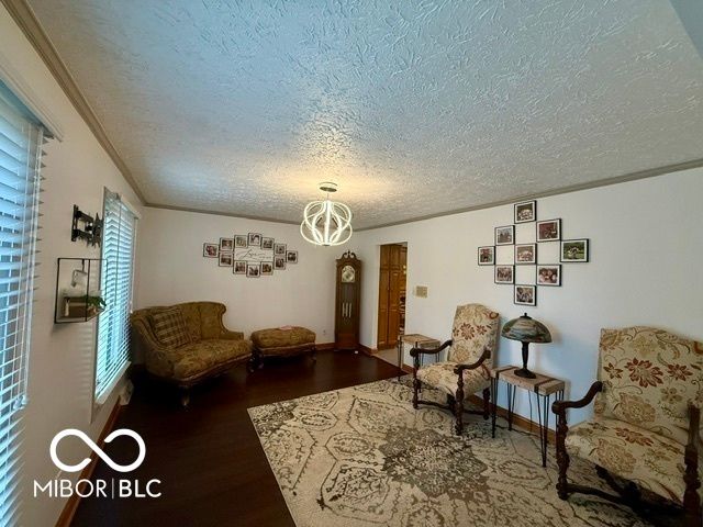 888 Briarwood Drive, Greenwood, IN 46142