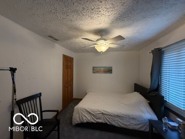 888 Briarwood Drive, Greenwood, IN 46142