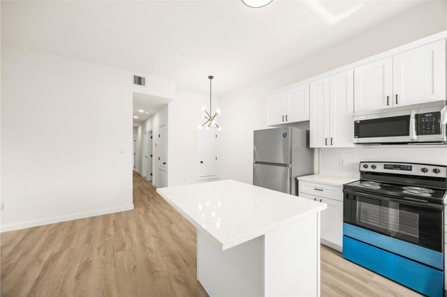 9709 Pelsey Street A, Houston, TX 77029