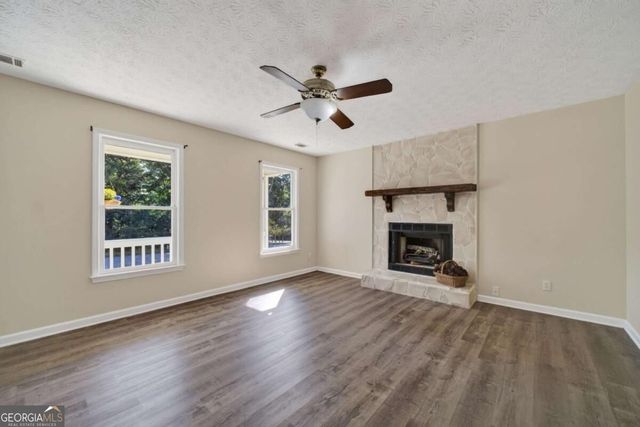 2275 Huntington Drive, Loganville, GA 30052