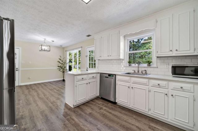 2275 Huntington Drive, Loganville, GA 30052