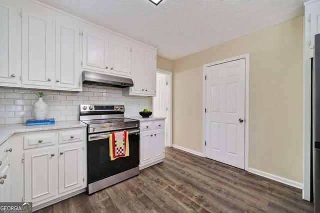 2275 Huntington Drive, Loganville, GA 30052