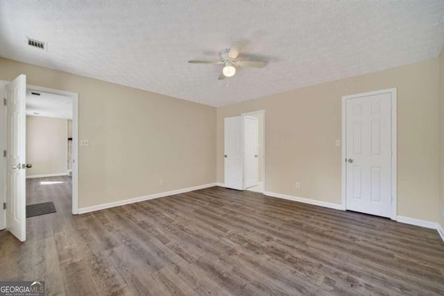 2275 Huntington Drive, Loganville, GA 30052