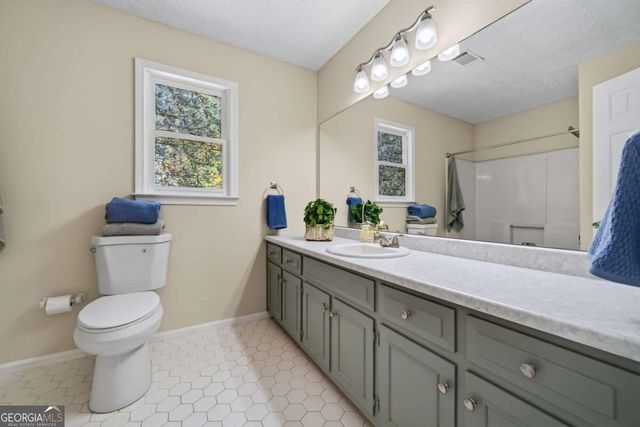 2275 Huntington Drive, Loganville, GA 30052
