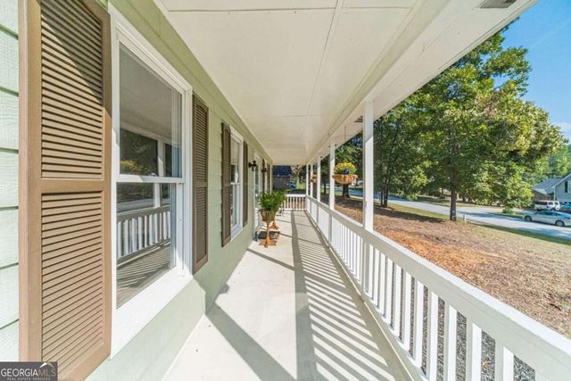 2275 Huntington Drive, Loganville, GA 30052