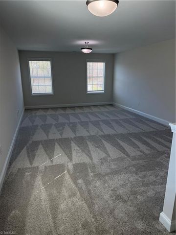 106 Kyndall Run Drive 42, Lexington, NC 27295