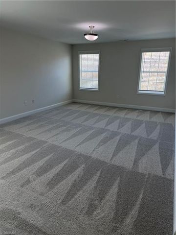 106 Kyndall Run Drive 42, Lexington, NC 27295