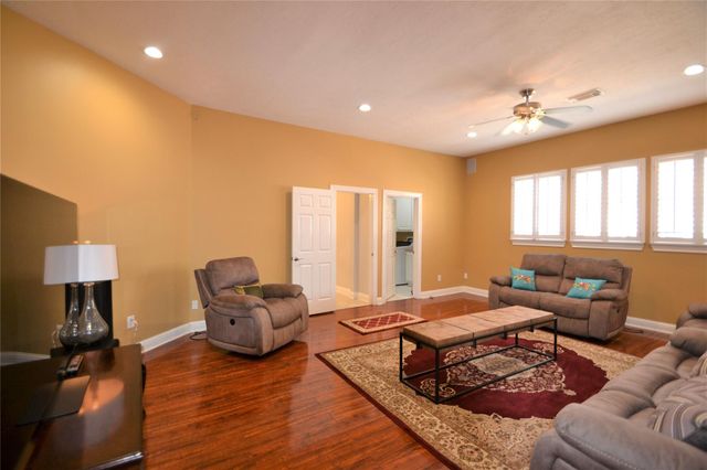 2007 Westside Court, Sugar Land, TX 77478