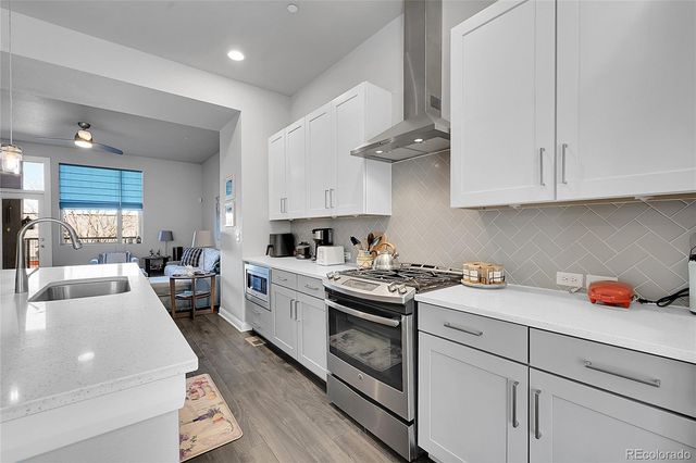 7080 W Alaska Drive, Lakewood, CO 80226