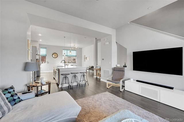 7080 W Alaska Drive, Lakewood, CO 80226