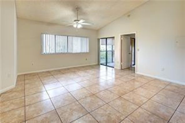 2445 SW 18th Terrace 110, Fort Lauderdale, FL 33315