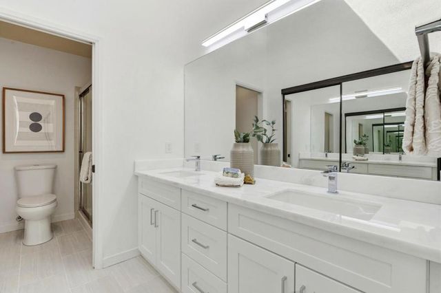 548 Shorebird Circle 3203, Redwood City, CA 94065