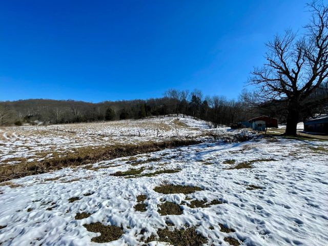 6033 Siemon Road, Batesville, IN 47006