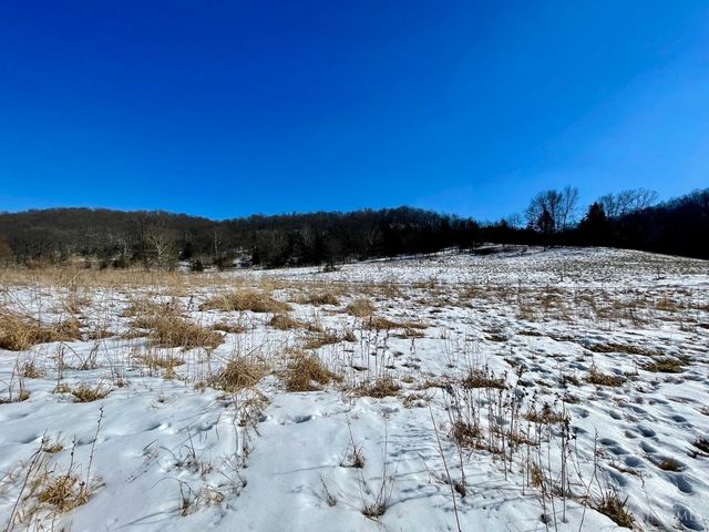 6033 Siemon Road, Batesville, IN 47006