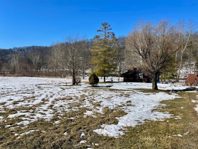 6033 Siemon Road, Batesville, IN 47006