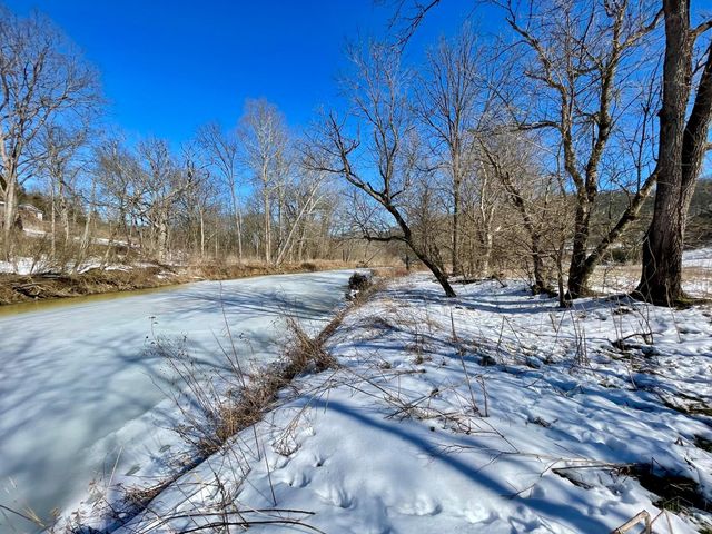 6033 Siemon Road, Batesville, IN 47006