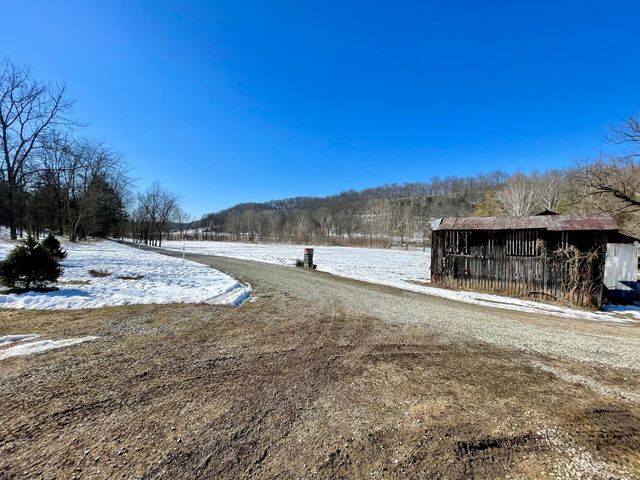 6033 Siemon Road, Batesville, IN 47006