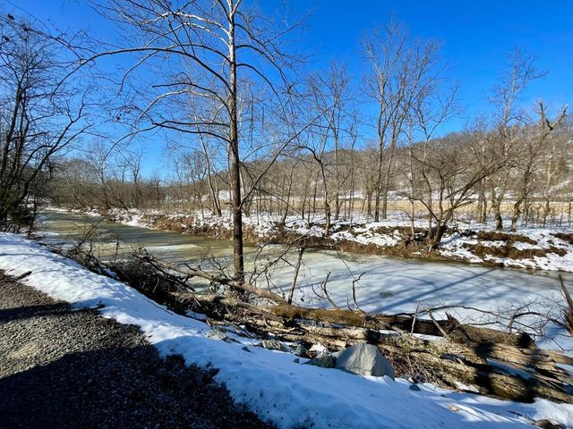 6033 Siemon Road, Batesville, IN 47006