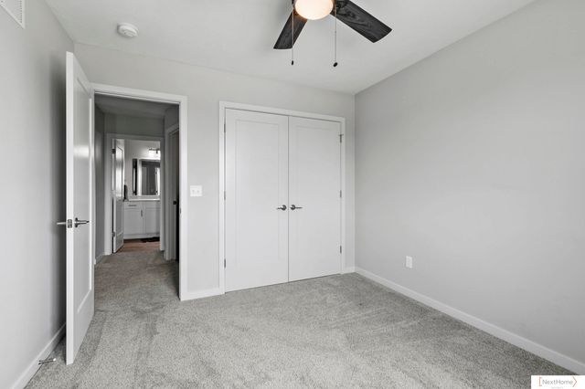 910 Titan Drive, Hickman, NE 68372