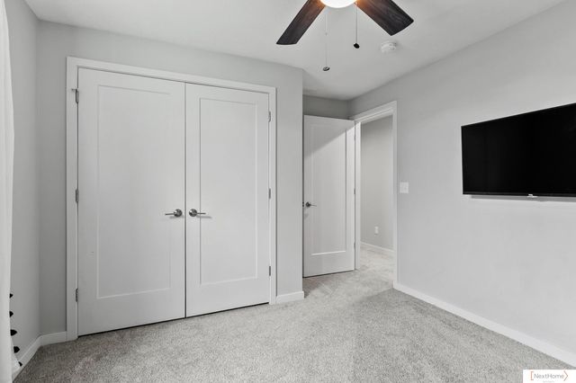 910 Titan Drive, Hickman, NE 68372