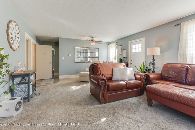 7561 Clark Road, Bath, MI 48808