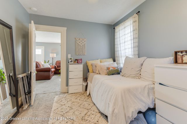 7561 Clark Road, Bath, MI 48808