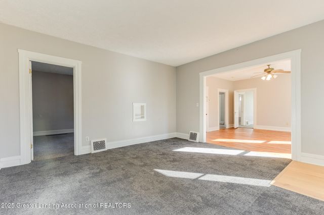 7561 Clark Road, Bath, MI 48808