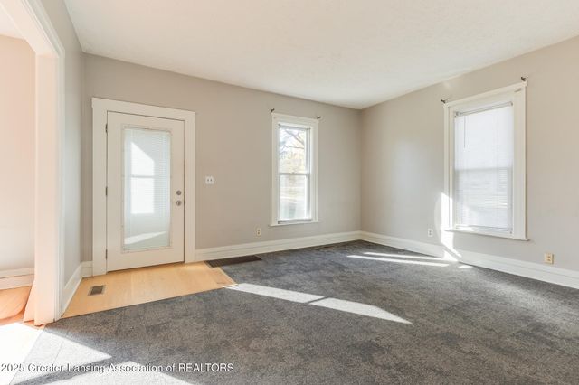 7561 Clark Road, Bath, MI 48808