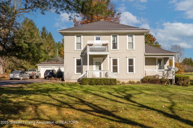 7561 Clark Road, Bath, MI 48808