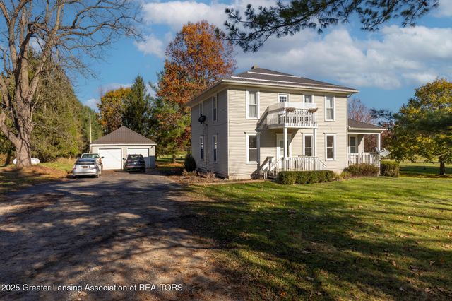 7561 Clark Road, Bath, MI 48808