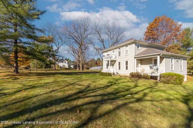 7561 Clark Road, Bath, MI 48808