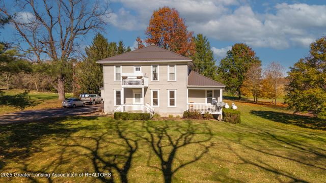 7561 Clark Road, Bath, MI 48808