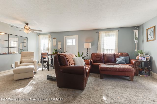 7561 Clark Road, Bath, MI 48808