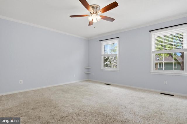 3 WINDSOR CIR, Chesterbrook, PA 19087