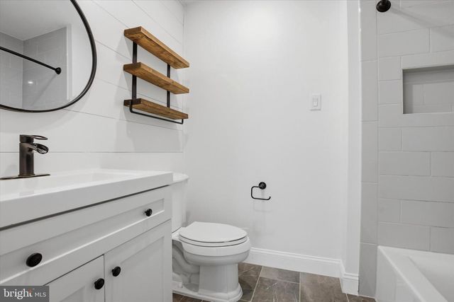 3 WINDSOR CIR, Chesterbrook, PA 19087