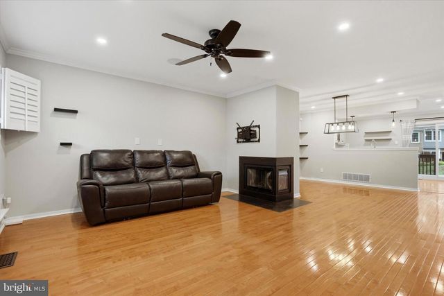 3 WINDSOR CIR, Chesterbrook, PA 19087