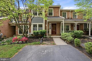 3 WINDSOR CIR, Chesterbrook, PA 19087