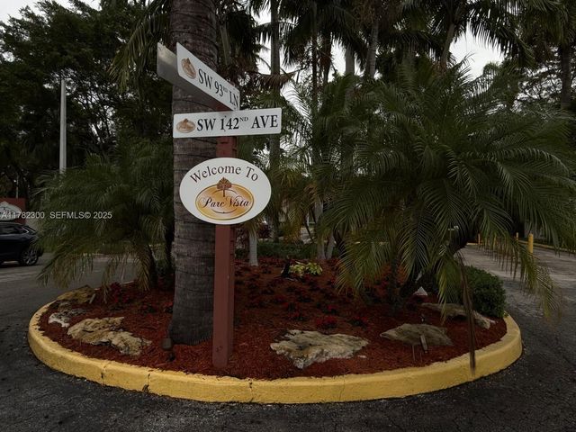9121 SW 138th Place 9121, Miami, FL 33186