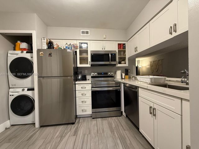 9121 SW 138th Place 9121, Miami, FL 33186