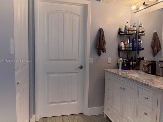 9121 SW 138th Place 9121, Miami, FL 33186
