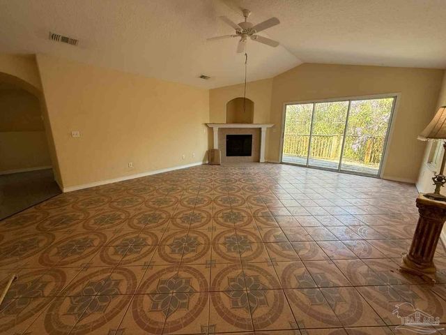 14482 Innerarity Pt Rd, Pensacola, FL 32507