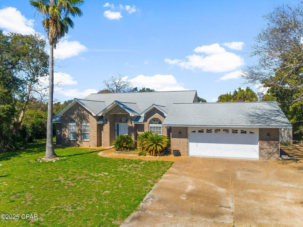Image 2 of property listing at 144 Oleander Circle, Panama City Beach, FL 32413