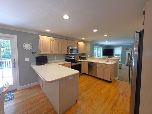5 Woodspring Farm Lane, Sandwich, MA 02563