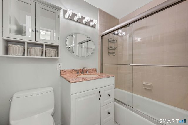 44 Strawberry Hill Avenue 9A, Stamford, CT 06902