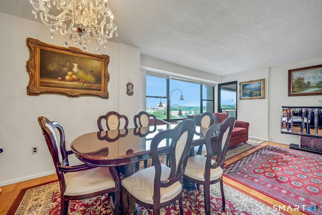 44 Strawberry Hill Avenue 9A, Stamford, CT 06902