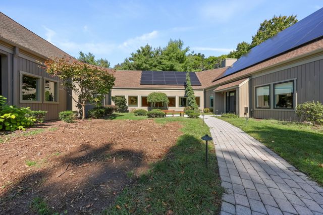 488 Commanche Lane A, Stratford, CT 06614