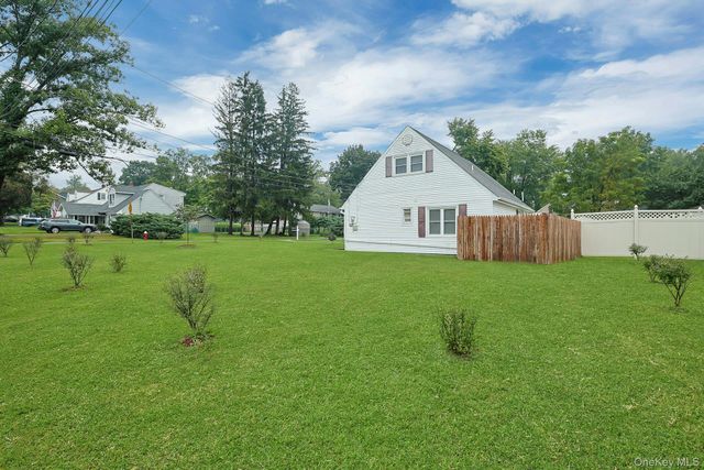 118 Grove Street, Pearl River, NY 10965
