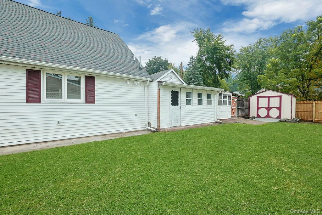 118 Grove Street, Pearl River, NY 10965 — photo 5