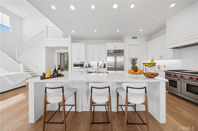 111 Orbit, Irvine, CA 92618